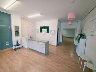 Local Comercial a Avenida Alemania-Italia