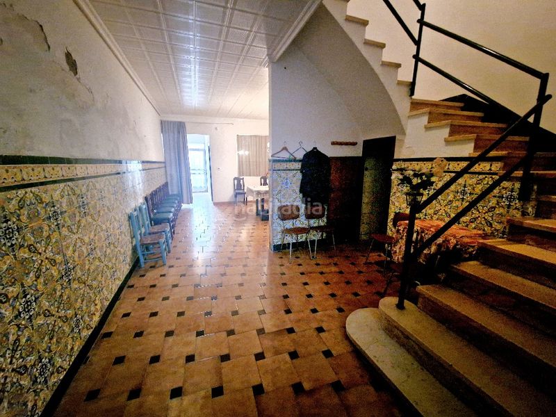 Foto b598369b-47d1-45b3-87cd-62d6751cac04. Casa amb xemeneia a Centro Villarreal / Vila - real