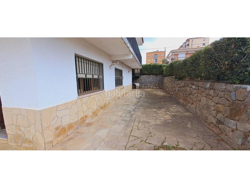 Foto 3c278438-0c32-4f80-955d-fe85b04e73ae. Maison avec chauffage parking dans Castellbisbal