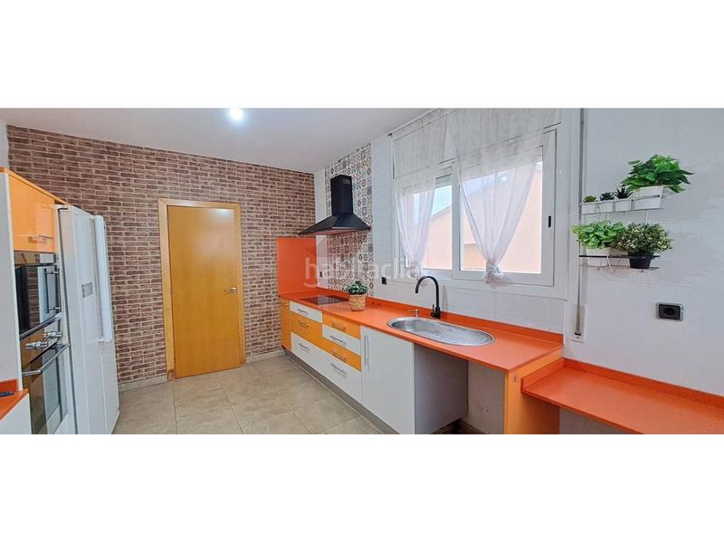 Foto 52655388-8f51-42f4-8905-e6ba91c216d1. Chalet avec chauffage parking piscine dans Castellnou-Can Mir-Can Solà Rubí