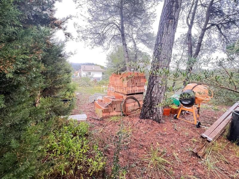 Foto d2750aed-9cf7-4435-b3fc-57788e27e0ac. Residential plot in Rellinars