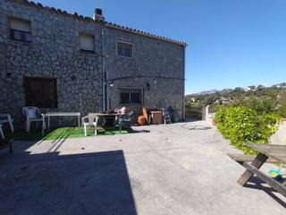 Casa aparellada a Vacarisses. Chalet pareado en urb. pinetons, barrio can gonteres