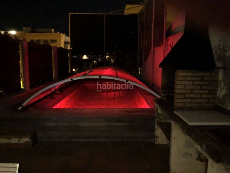 Foto 6a764185-1654-4b06-be6d-3638b67d1486. Casa adossada amb calefacció aparcament piscina a Terrassa