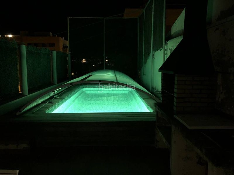 Foto a88674ac-931a-4f86-b349-6216545dca9e. Casa adossada amb calefacció aparcament piscina a Terrassa