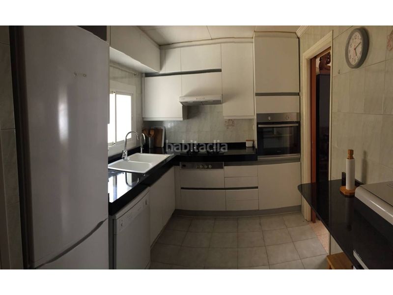 Foto a9a47fcd-d2ca-4907-bd84-1b2d3d111c8f. Casa adossada amb calefacció aparcament piscina a Terrassa