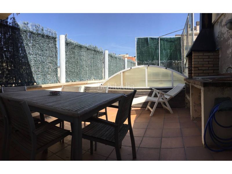 Foto e68e746b-ebe7-4961-a8ef-0d6f8d8967ce. Casa adossada amb calefacció aparcament piscina a Terrassa
