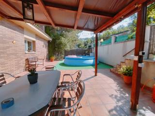 Chalet à Can Palet de Vista Alegre. Chalet en planta a los 4 vientos con posibidad de construir una