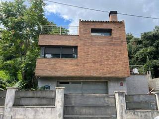 Xalet a Can Palet de Vista Alegre. Casa a los 4 vientos en can palet de vista alegre.