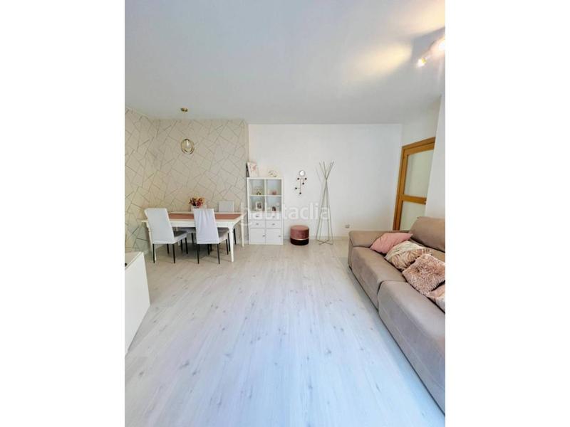 Foto 88624a07-007a-4ff5-aab0-839479271a61. Maison jumelée avec chauffage parking dans Roc Blanc Terrassa