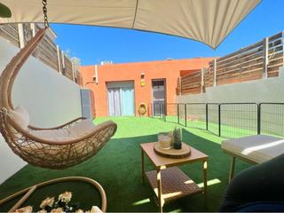 Maison jumelée à Roc Blanc. Seminueva de 3 habitaciones, terraza de 48 m y zona comunitaria