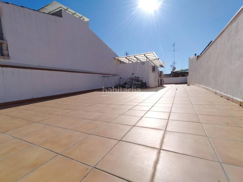 Foto 11bb8d43-06bb-47f9-9a33-51c4b32290ea. Casa amb calefacció a Ca n'Anglada Terrassa