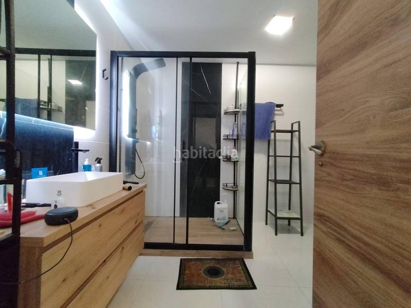 Foto 99ecc6ae-94d0-46c0-89a6-375a1585b1ee. Casa amb calefacció a Ca n'Anglada Terrassa