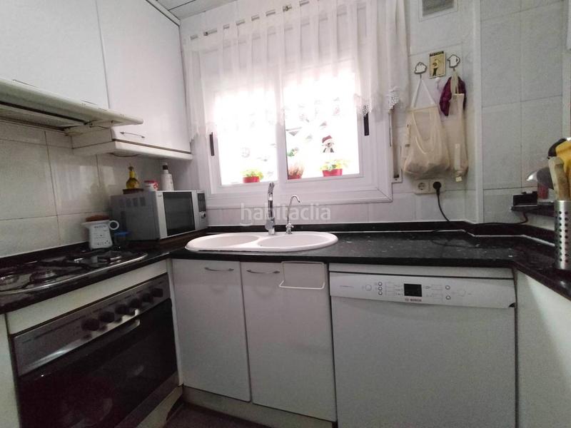 Foto 37fd3647-387b-4faf-b245-ca98933c77b1. Flat with heating in Ca n'Anglada Terrassa