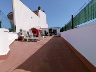 D�plex a Poble Nou. D�plex reformado con encanto y luz natural en poble nouzona ol�m