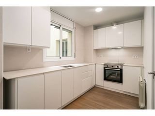 Pis a Calle marconi 271. Venta de piso reformado en ca naurell, terrassa