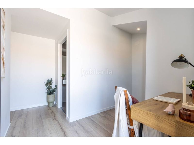 Foto e3adeb24-3b53-4119-b046-a132e7bdedae. Dúplex amb calefacció aparcament a Vallparadís - Antic Poble de Sant Pere Terrassa