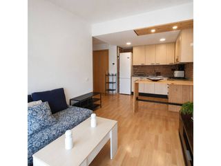 Flat  Calle montnegre. Dúplex invertido de 73 m listo para entrar a vivir en la gripia,
