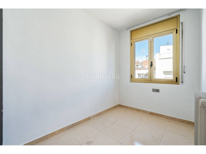 Foto 584495a9-6df9-4043-8323-64015ae018d2. Pis amb calefacció aparcament a Ca n'Aurell Terrassa