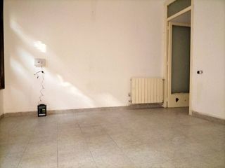 Pis  Calle estanislau figueras. Piso en venta en cementiri vell08222