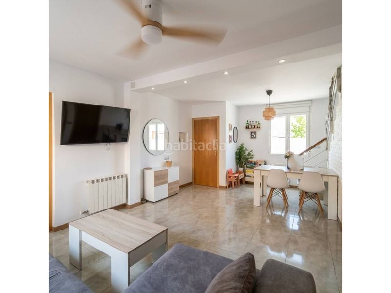 Foto 5f7522dd-810a-477d-8c8d-0e4a00b8afd9. Casa amb calefacció aparcament a Les Arenes - La Grípia - Can Montllor Terrassa