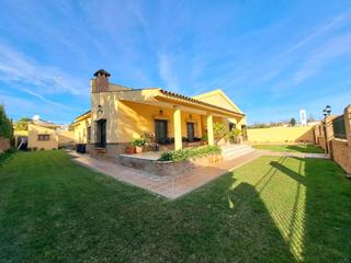 Casa  Calle pez espada v antonia. Increble chalet con piscina propia en villa antonia