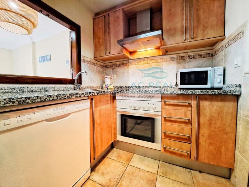 Foto 8f624ce4-f29c-481b-8d9e-bbef3f494bc9. Rent flat in avenida de los cisnes 4 in Isla Canela Ayamonte