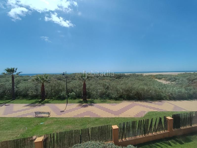 Foto fc904114-d902-43fc-b80c-ef6dd4a446cd. Apartamento precioso apartamento en primera linea de playa en Ayamonte