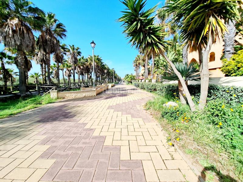 Foto c7f0efb0-9311-4b49-b4d6-39e68a6e07a6. Apartamento gran apartamento a pie de playa en Punta del Moral Ayamonte