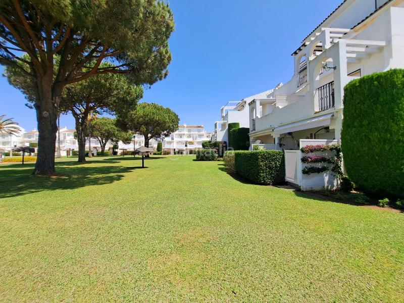 Foto 147efe21-f228-46b3-932e-8dd25c63376d. Dúplex en calle calle de los halcones 2 dúplex en urbanización playa alta en Ayamonte