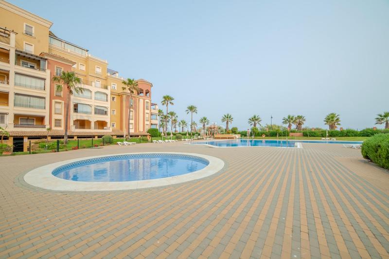 Foto 60332af5-a04f-45db-9f0a-cb7f49fe22e0. Appartement in avenida avenida de los cisnes 3 in Ayamonte