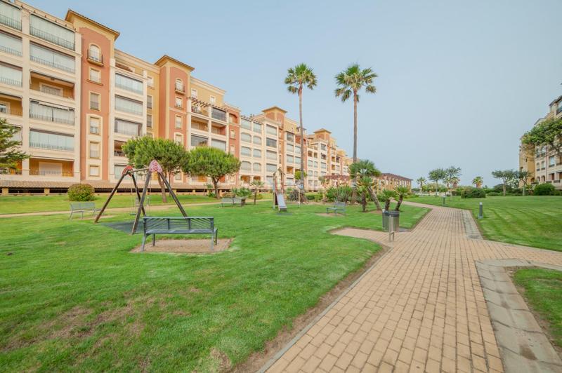 Foto 62e492b6-ac74-40c3-a072-6c959c2be5bf. Appartement in avenida avenida de los cisnes 3 in Ayamonte