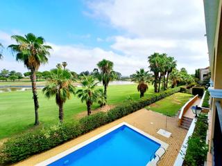 Apartament a Avenida golf norte a-8 8. Apartamento en campo de golf