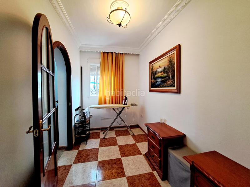 Foto 1ebef458-60f1-444f-963c-53ae4b88a316. Casa aparellada amb aparcament a Ayamonte ciudad Ayamonte