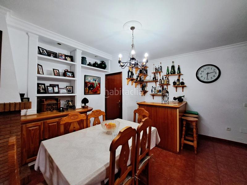 Foto a3e950ff-26b1-4aa8-8523-7b72d2d30648. Casa aparellada amb aparcament a Ayamonte ciudad Ayamonte