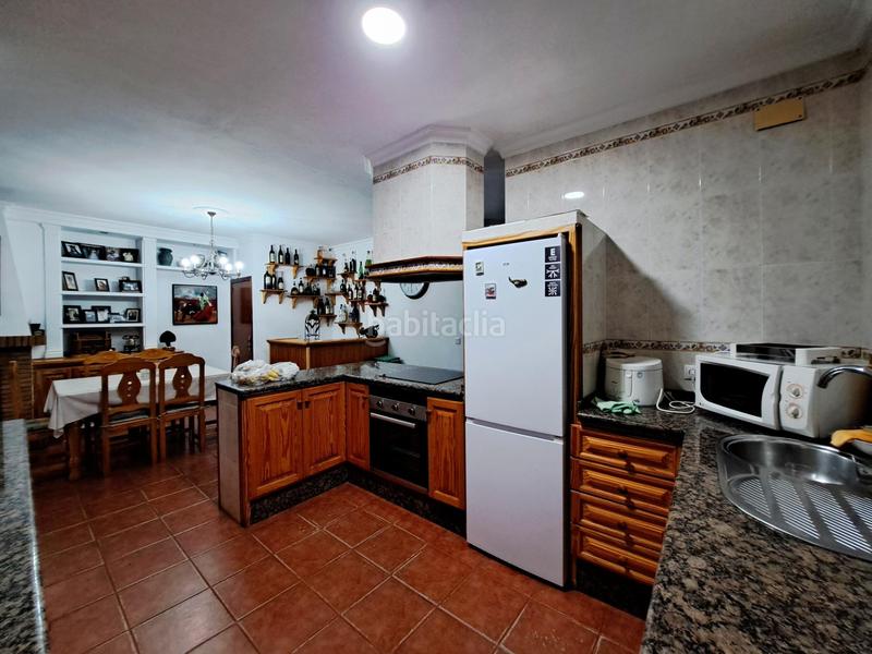 Foto a71d4916-92d7-4650-85d6-f622bf49888f. Casa aparellada amb aparcament a Ayamonte ciudad Ayamonte