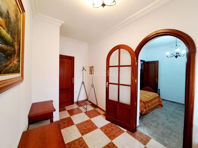 Foto ae1dd6d1-4d60-4741-b6c5-755f9e9d5a20. Casa aparellada amb aparcament a Ayamonte ciudad Ayamonte