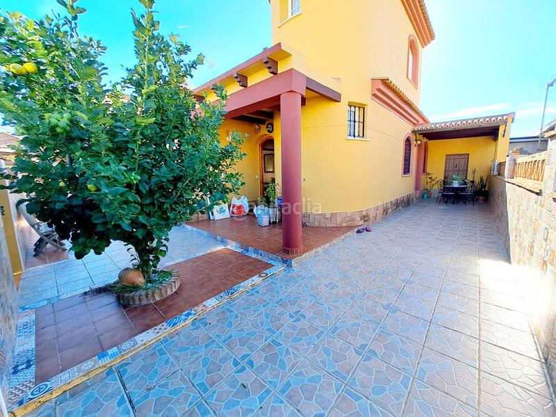 Foto 1c603b5b-c746-44a8-be15-b0c64b2592bc. Chalet avec parking dans Ayamonte ciudad Ayamonte