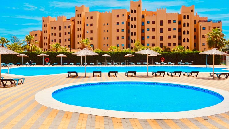 Foto 0197362c-61fc-4c83-b9b1-4d882210d0b4. Apartament a avenida de los cisnes 38 a Isla Canela Ayamonte