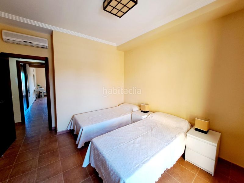 Foto 27b4cc2c-13ef-4df0-8ca2-998b83055ee6. Apartament amb piscina a Isla Canela Ayamonte