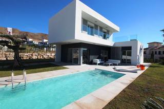 Xalet a Golf Bahía. Fantástica villa de lujo con fabulosas vistas al mar