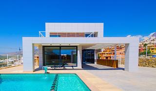 Chalet en Balcón de Finestrat-Terra Marina. Sensacional villa exclusiva en zona residencial muy cerca de ben