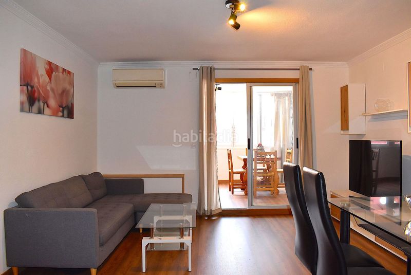 Foto 2fb0831f-39c7-47cc-af2f-deb18d3d1a9d. Alquiler dúplex precioso apartamento dúplex en pleno centro en Benidorm