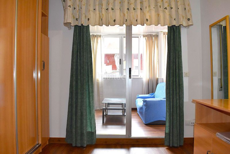 Foto 4e4aa112-e5f4-4ba5-8219-626c6a1732e9. Alquiler dúplex precioso apartamento dúplex en pleno centro en Benidorm