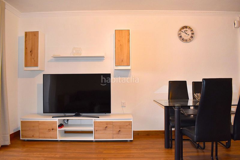 Foto 87a611e3-0b3d-43d3-825a-59e4ed8ae440. Alquiler dúplex precioso apartamento dúplex en pleno centro en Benidorm