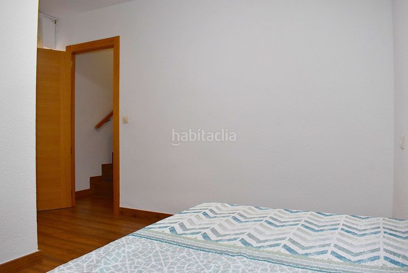 Foto ea19fa86-2b3d-46af-b51e-2a9df1fff5b0. Alquiler dúplex precioso apartamento dúplex en pleno centro en Benidorm
