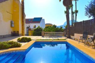 Maison à Sierra Helada. Precioso chalet pareado cerca del mar mediterráneo en la mejor z