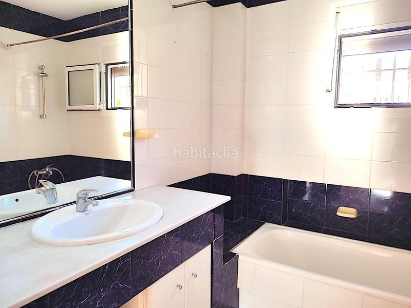 Foto 1d0a1d93-a044-4839-9672-1cb7f09c25cb. Casa amb calefacció piscina a Sierra Helada Benidorm