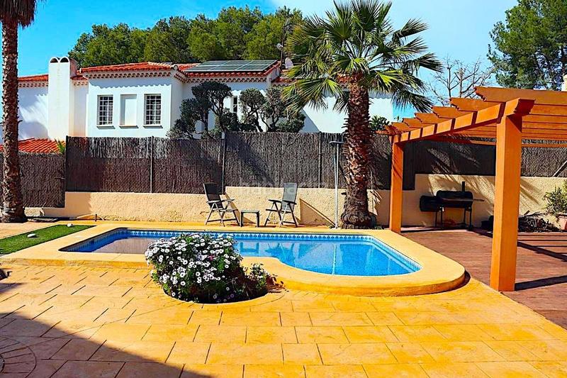 Foto 41be7b16-2184-4c48-a431-f8978c58be77. Casa amb calefacció piscina a Sierra Helada Benidorm