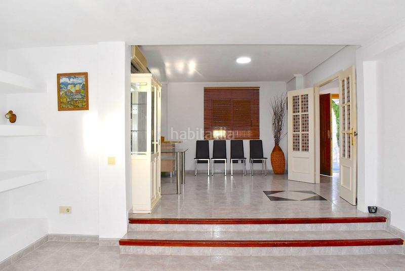 Foto d28d9f24-2f4d-4fc2-8aad-b49ff090a48d. Casa amb calefacció piscina a Sierra Helada Benidorm