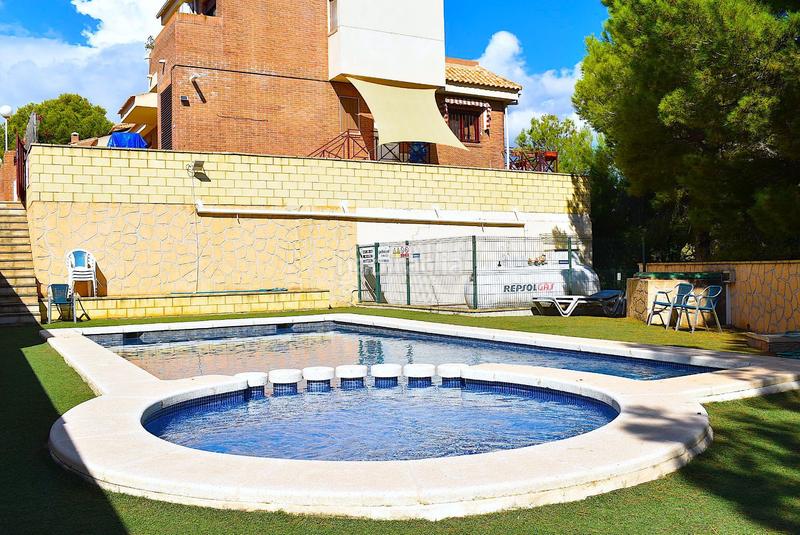 Foto 0de26d9d-313b-4940-9e7e-9fe1e12f2e91. Semi detached house with heating pool in El Tossal-Bello Horizonte Nucia (la)